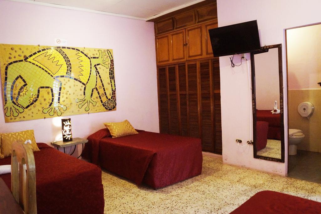 Hotel Kekoldi De Granada Buitenkant foto
